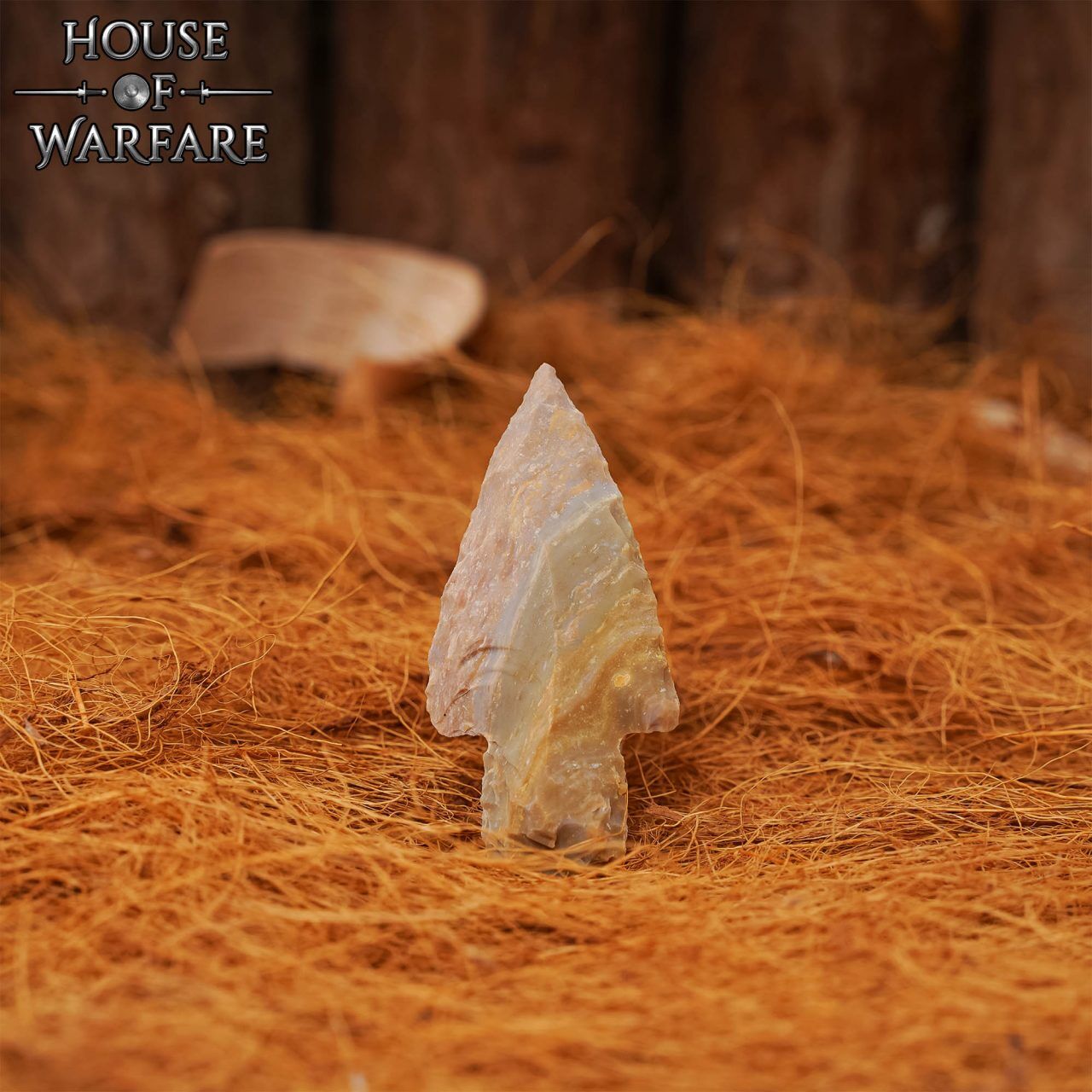 701814_6 Small Stone Stemmed Arrowhead in Brown Flint 6cm