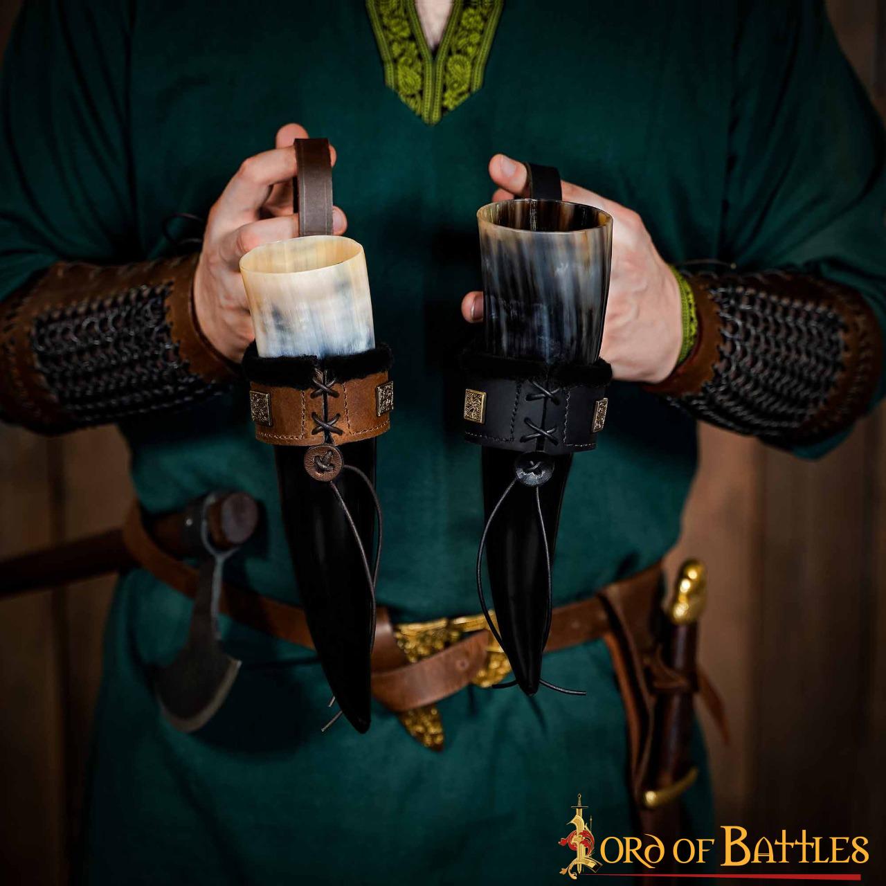 Venturer of the Realm Fur Lined Horn Holder with Horn Venturer of the Realm Fur Lined Horn Holder with Horn