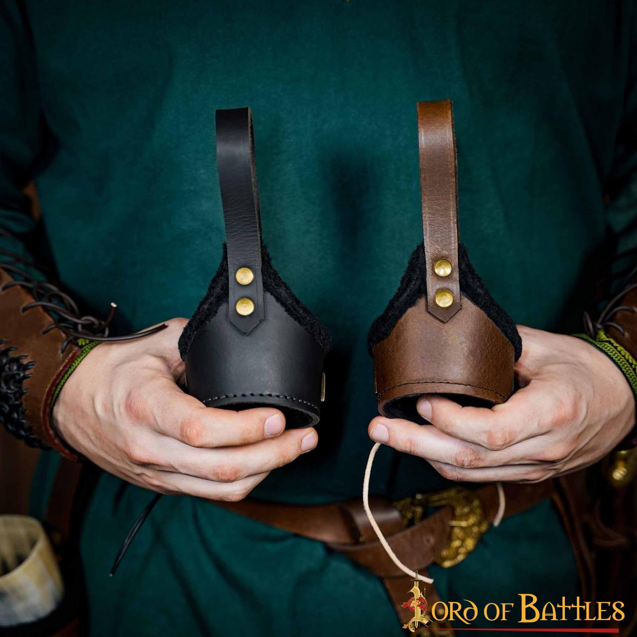 Venturer of the Realm Fur Lined Horn Holder with Horn Venturer of the Realm Fur Lined Horn Holder with Horn