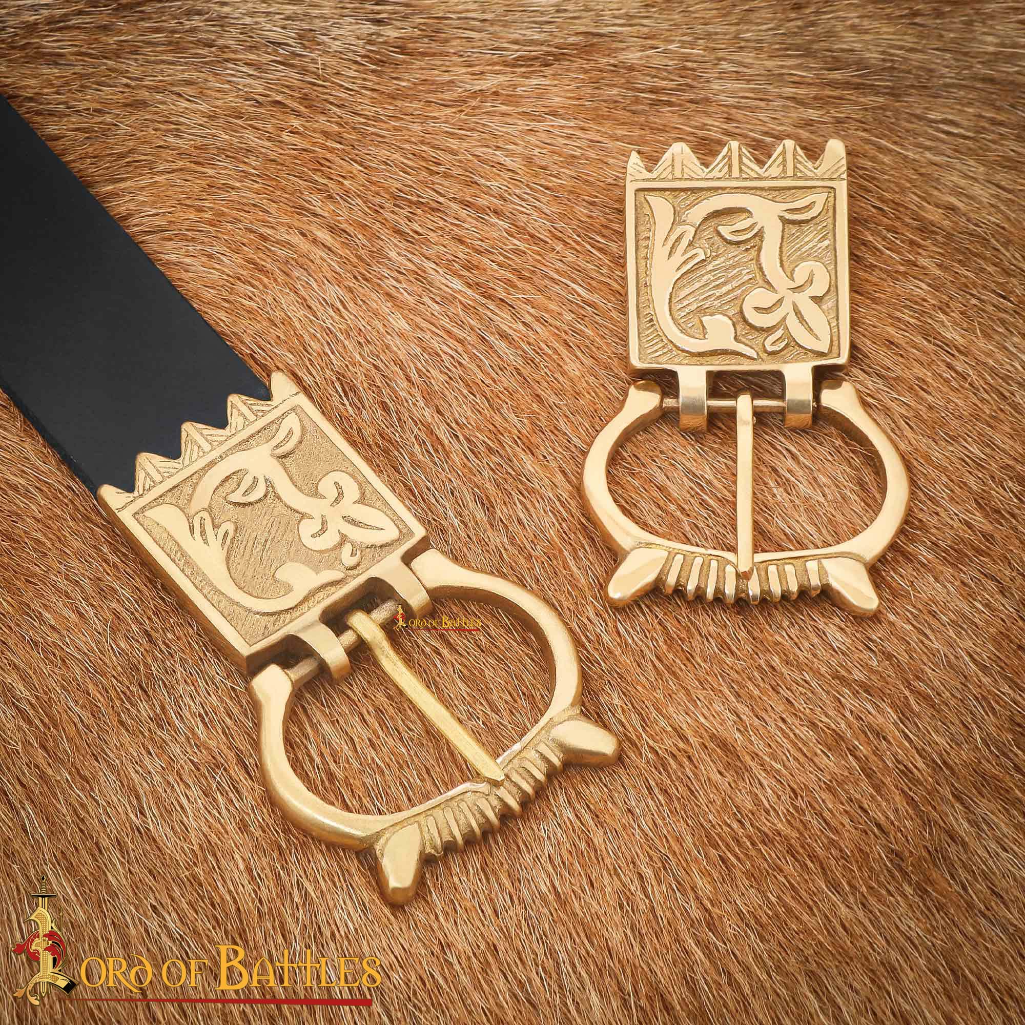 8921_7 Chivalric Belt Buckle