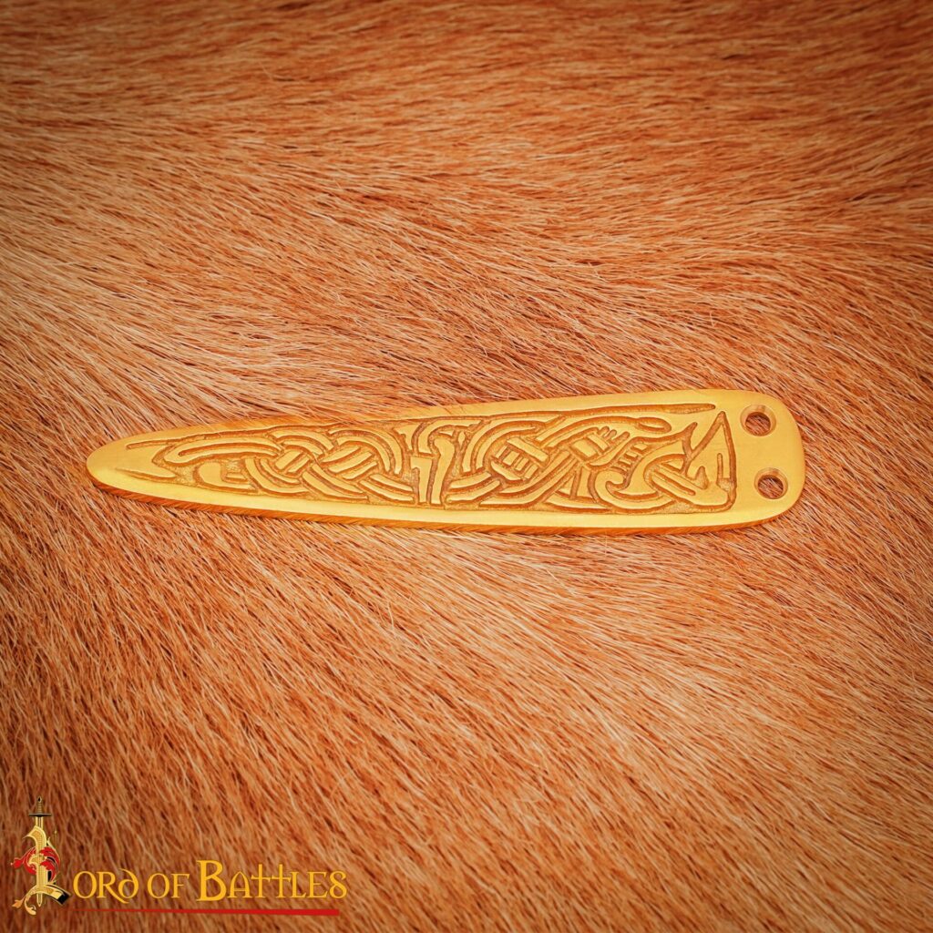 Celtic Knotwork Brass Belt Chape