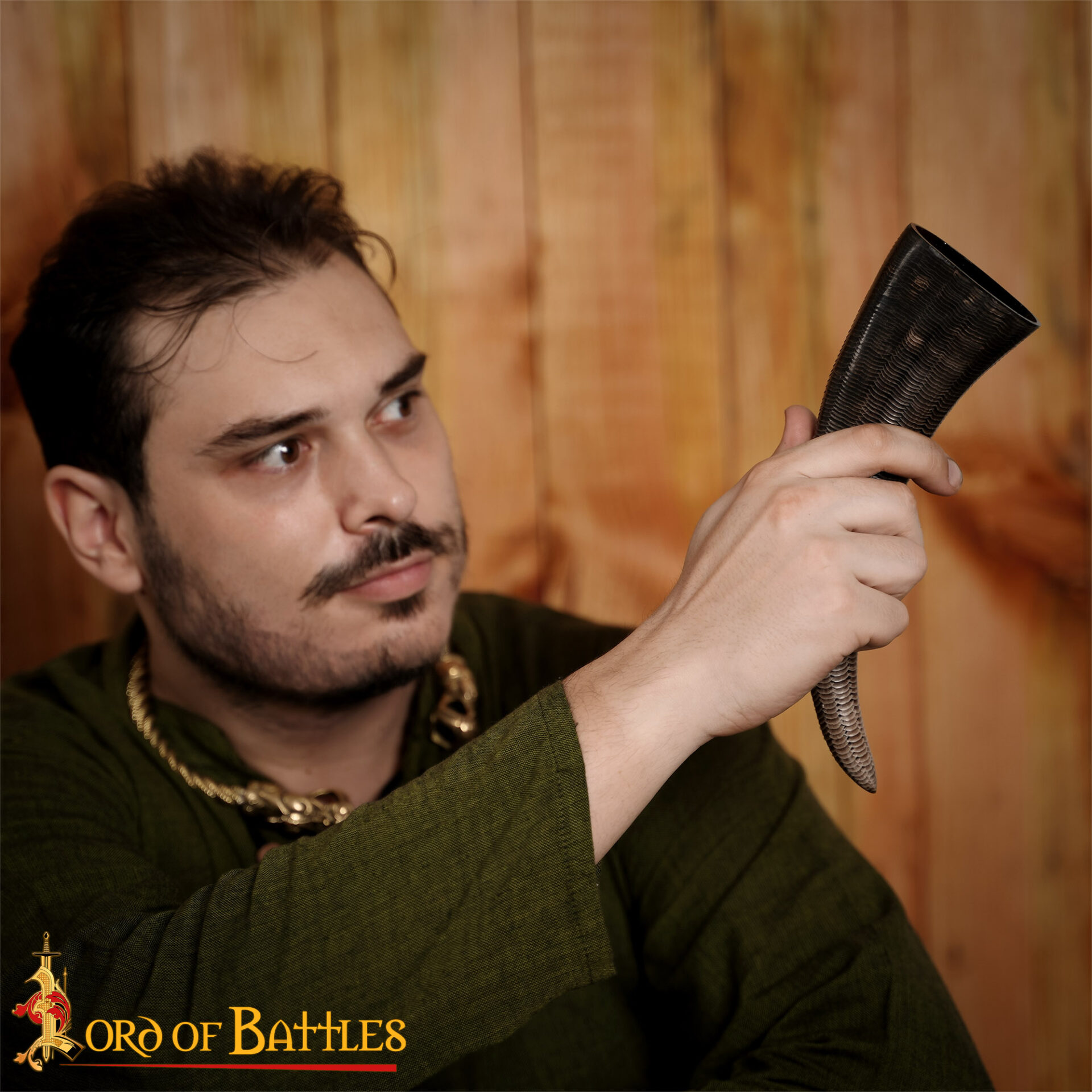 4415_7 Drinking Horn