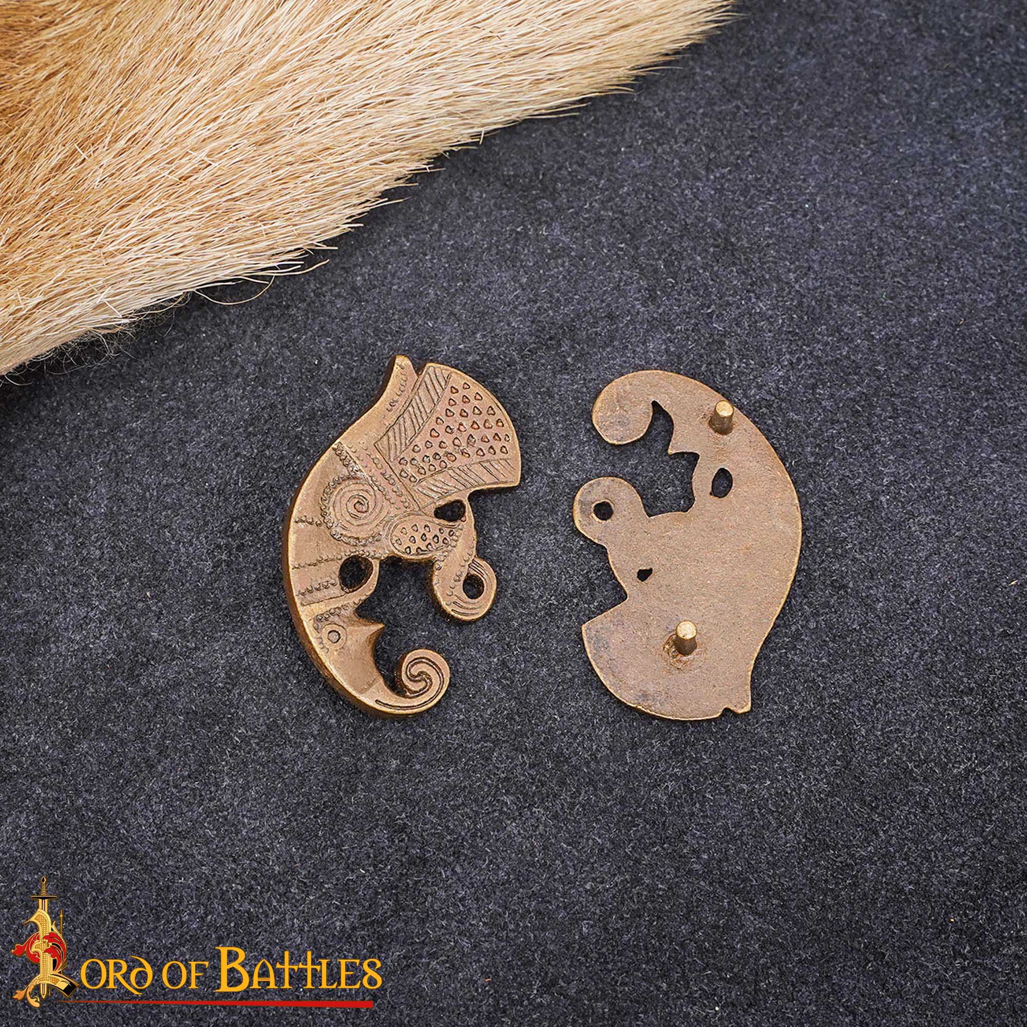 Antique Brass Odin’s Raven Mounts - 25350 1 Raven Mounts