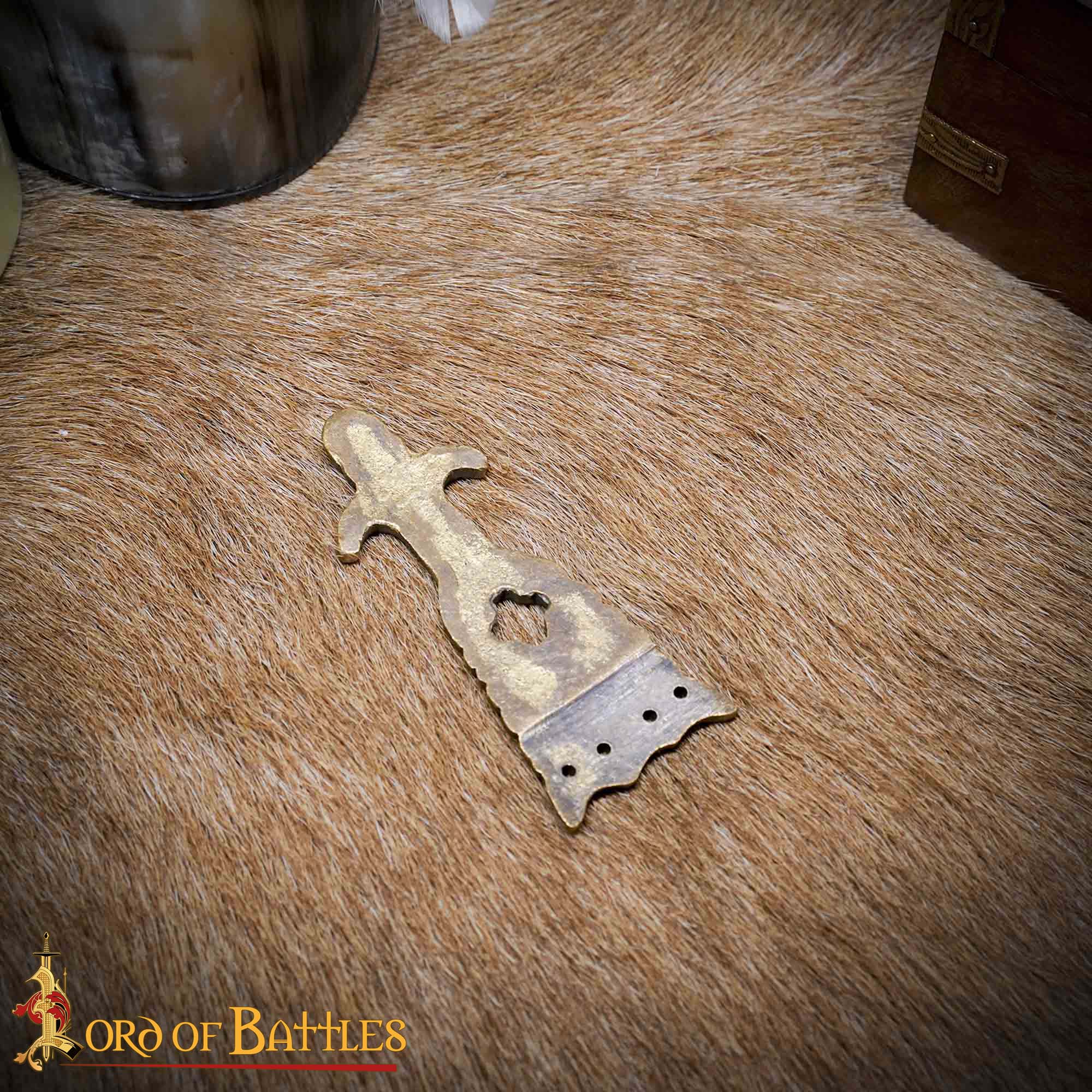 Renaissance Belt End