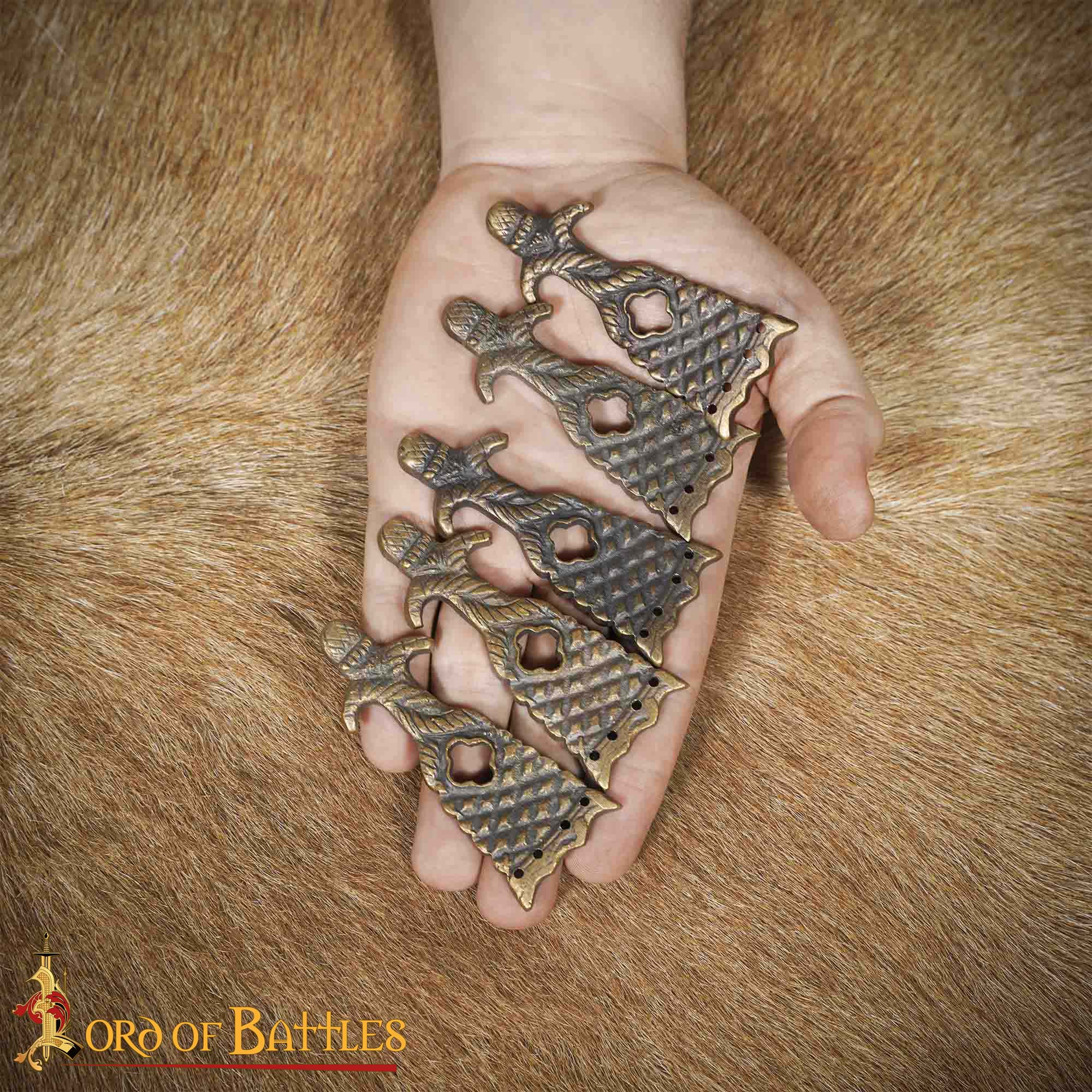 Renaissance Belt End