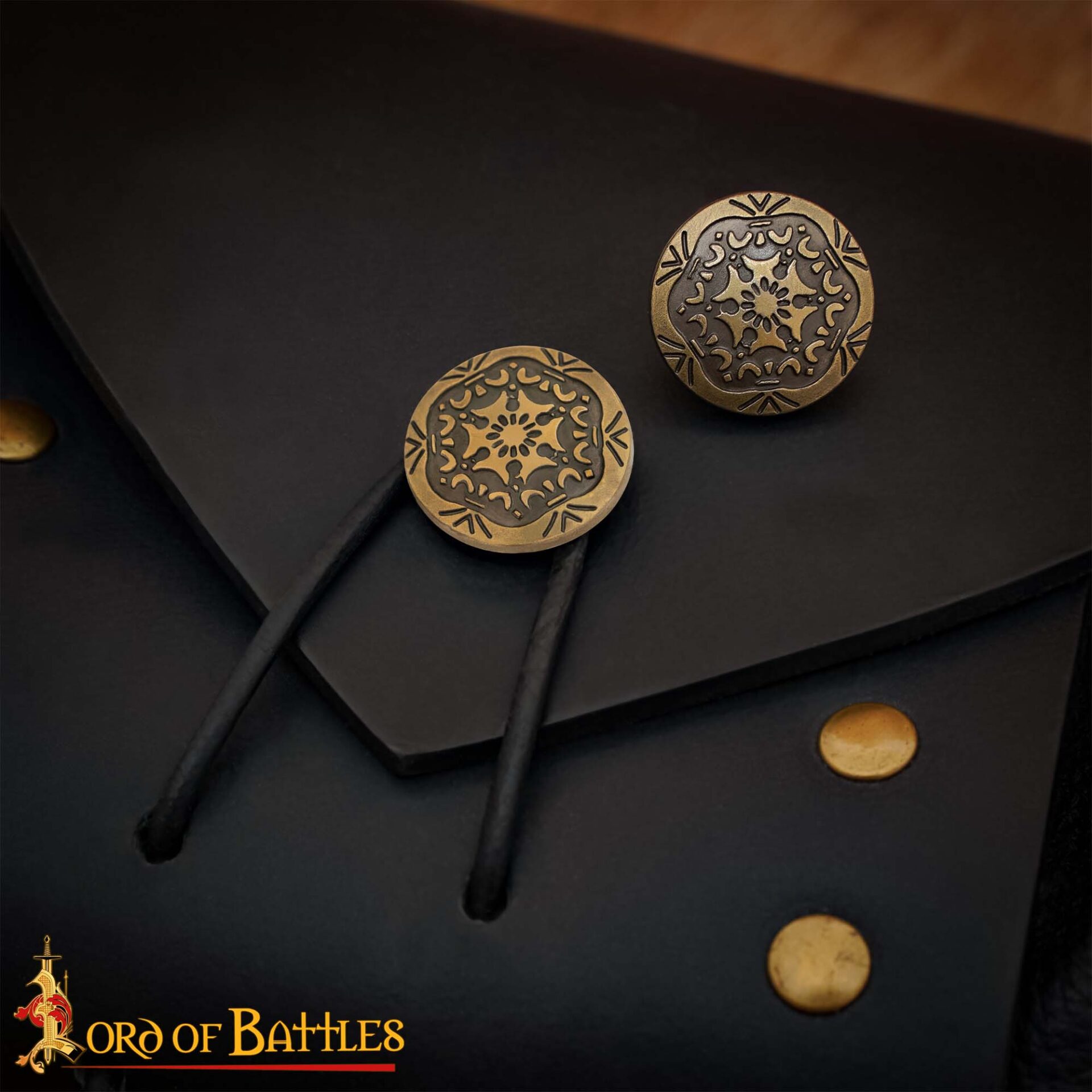 Antique Brass Decoration – Vintage Inspired Accessory Brass Decoration