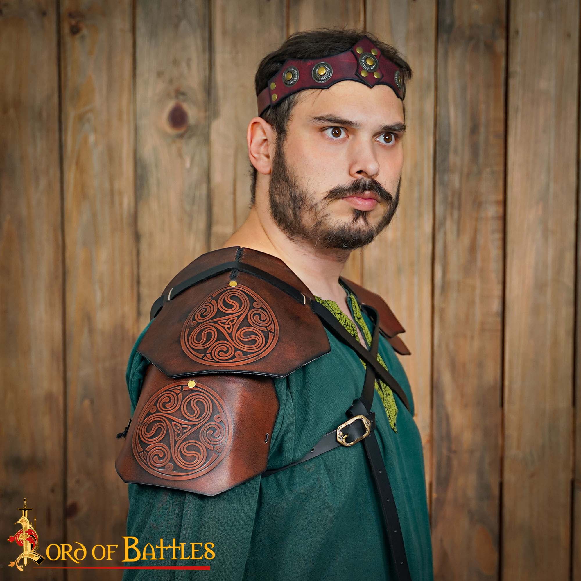 26130BR_7 Leather Pauldrons