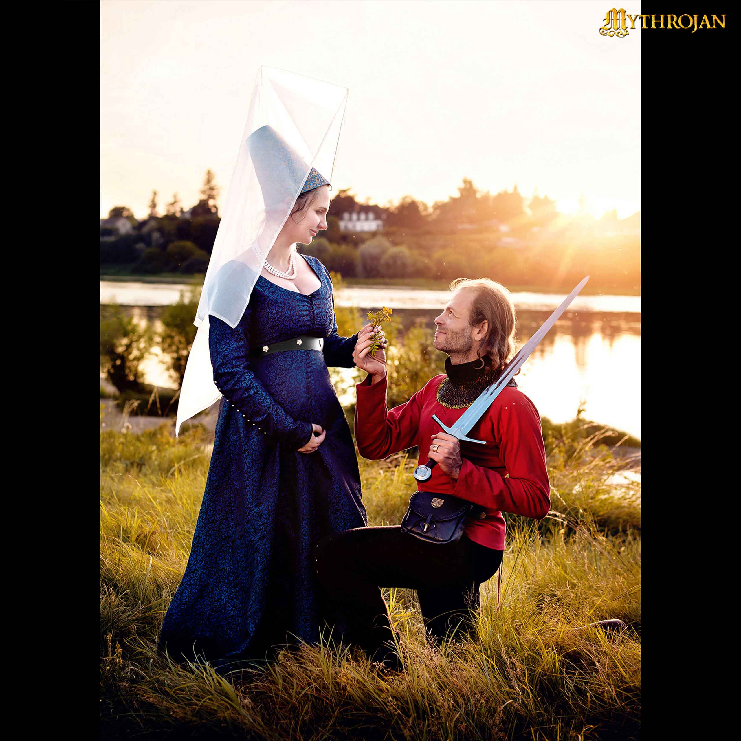 Chainmail Gorget 9mm 18 Gauge Mild Steel Flat Ring Round Rivet With Alt Flat Solid Rings, Brass Edges & Suede Padded Lining for LARP & SCA Riveted Chainmail