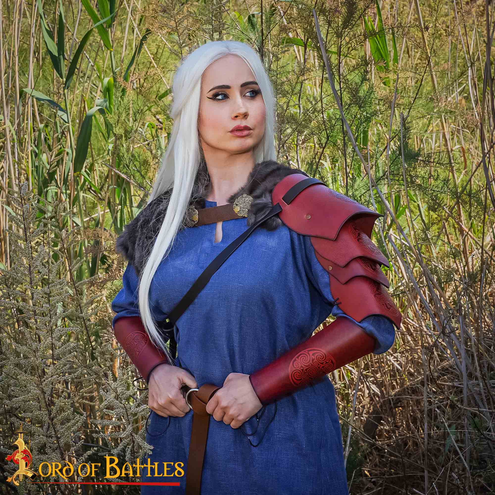 26131M_6 Leather Pauldron