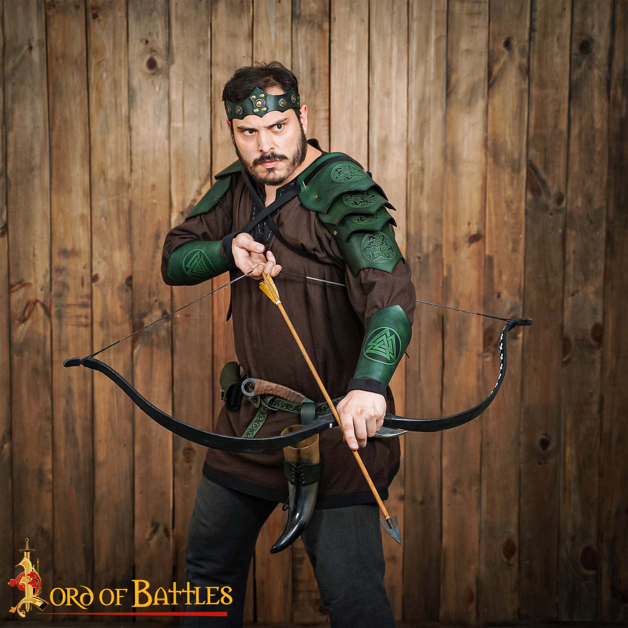 26245GR_4 leather bracers