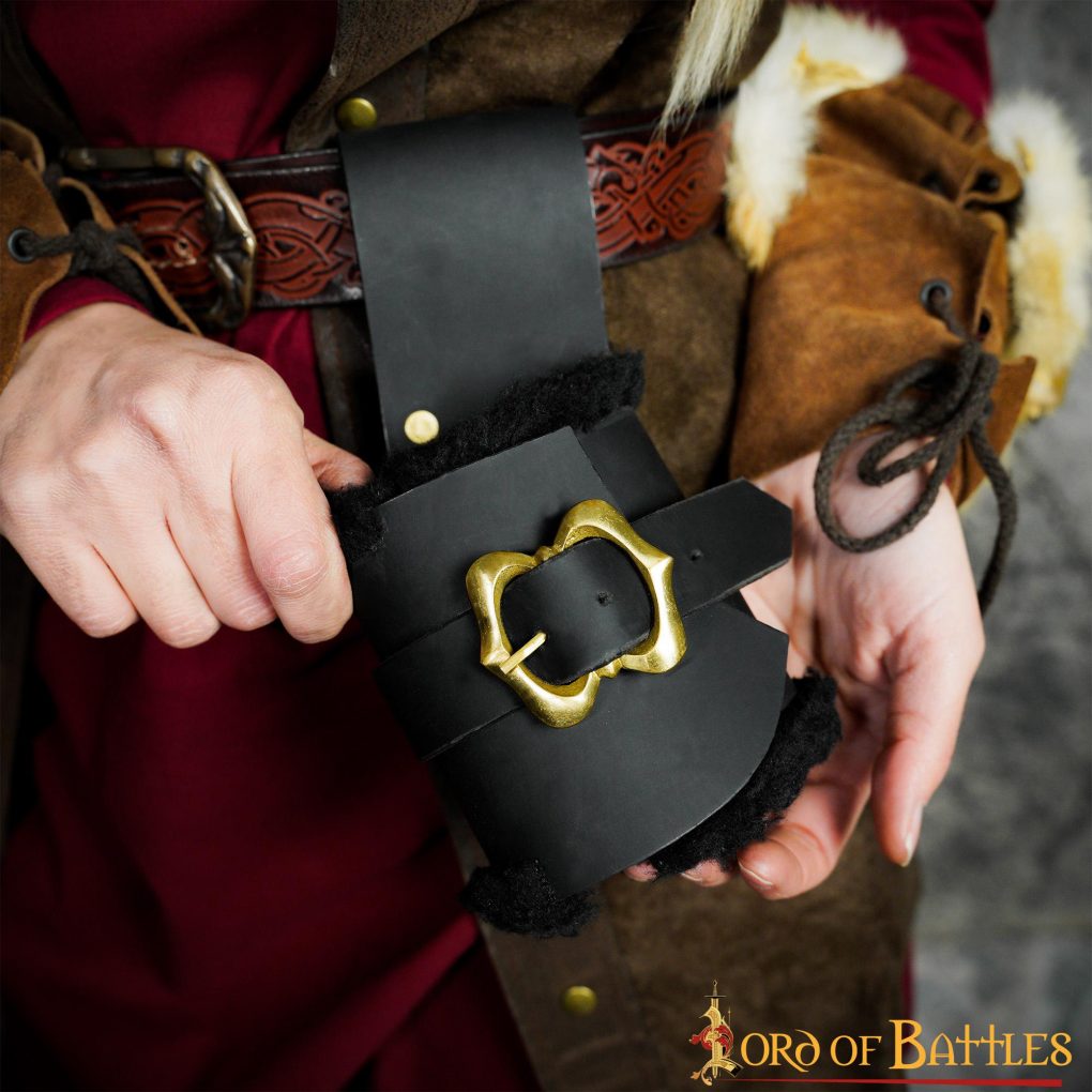 Leather Right Hand Frog for Swords and Club Arms Leather Right Hand Frog for Swords and Club Arms