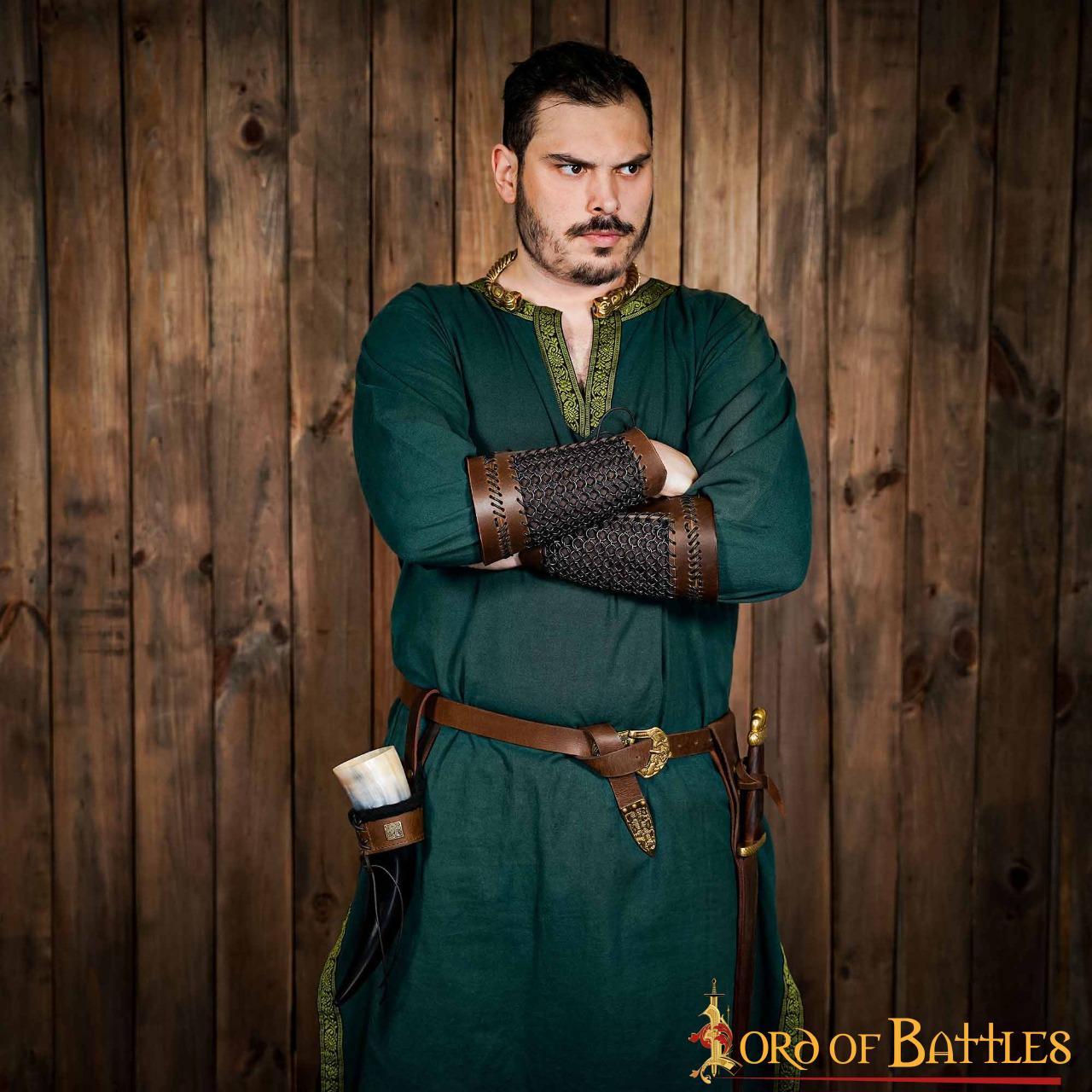 Venturer of the Realm Fur Lined Horn Holder with Horn Venturer of the Realm Fur Lined Horn Holder with Horn