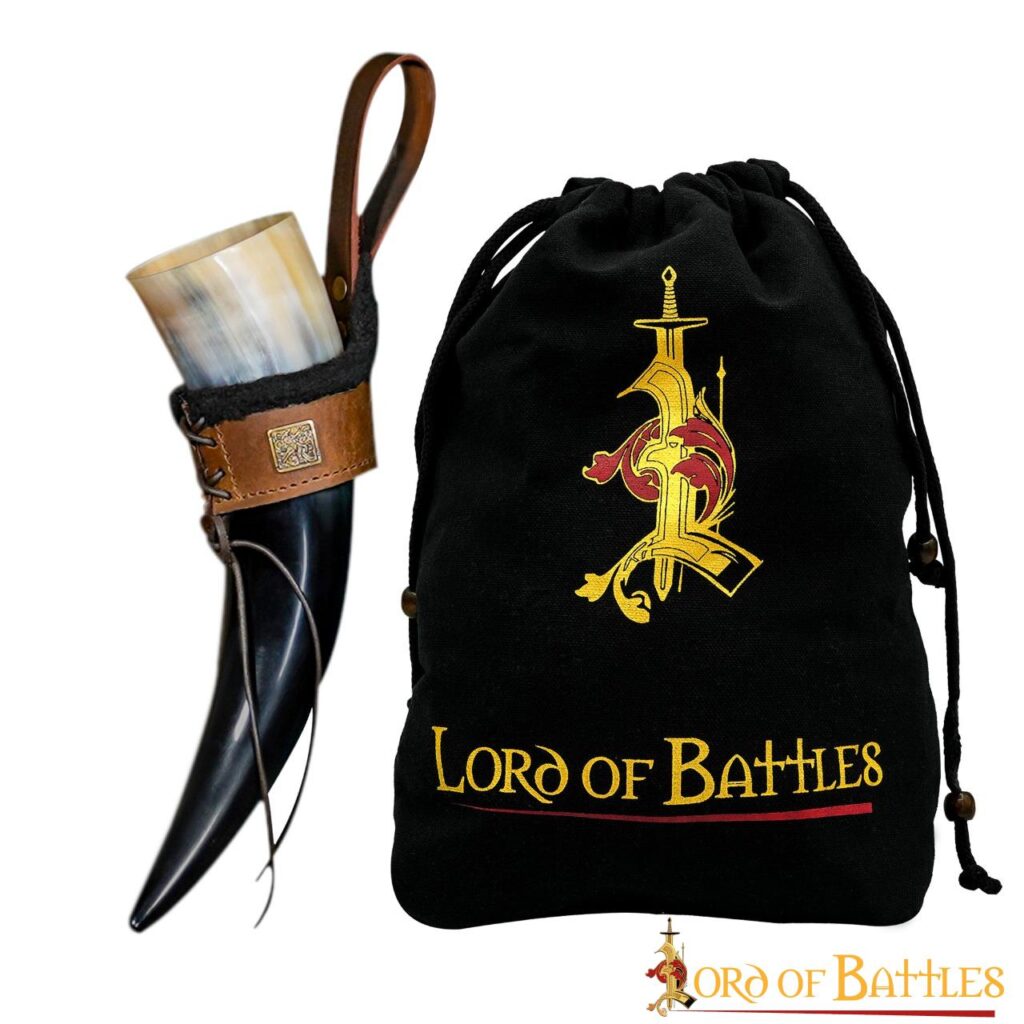 Venturer of the Realm Fur Lined Horn Holder with Horn