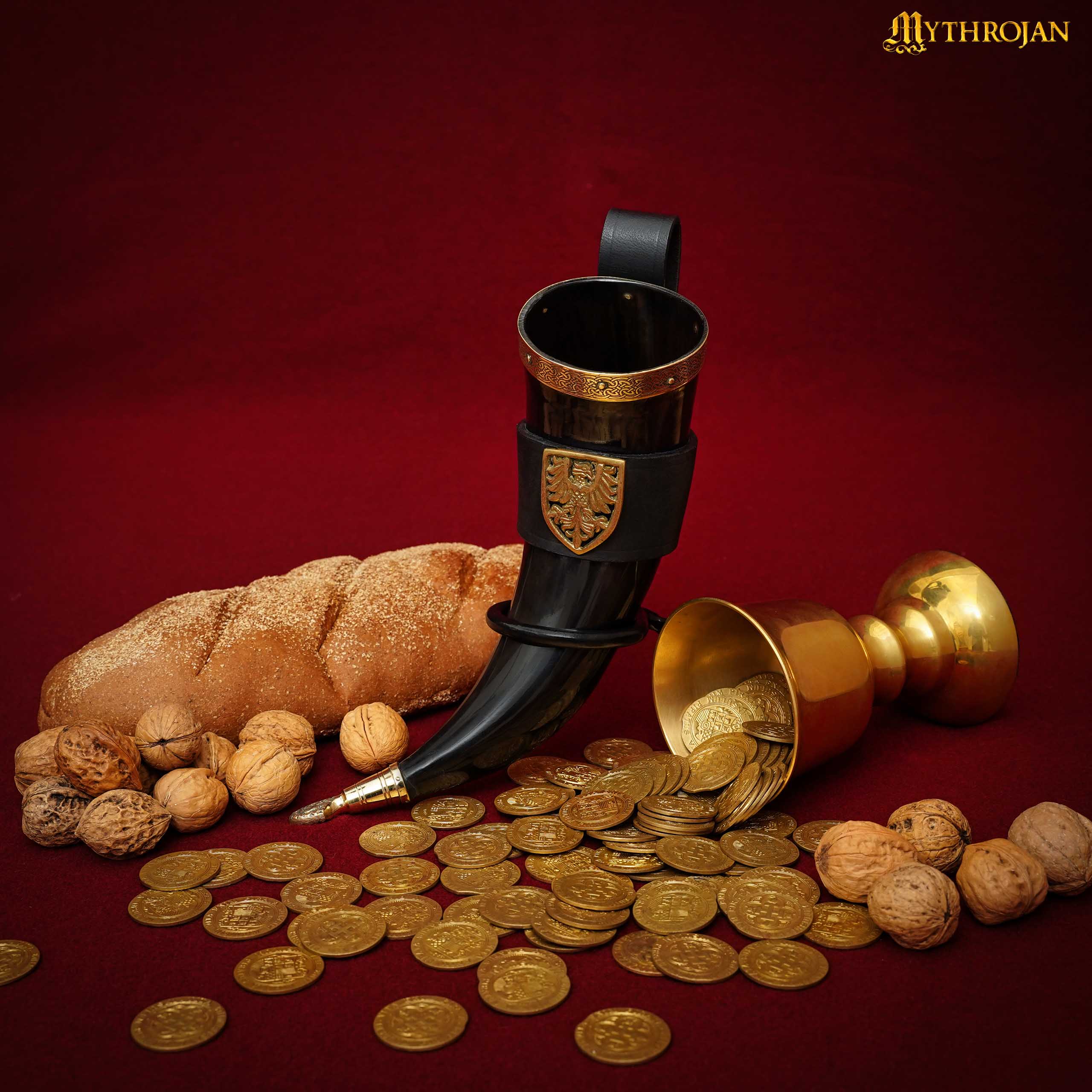 Mythrojan THE TOURNAMENT CHAMPION - Viking Drinking Horn with Black Leather holder Mythrojan THE TOURNAMENT CHAMPION - Viking Drinking Horn with Black Leather holder