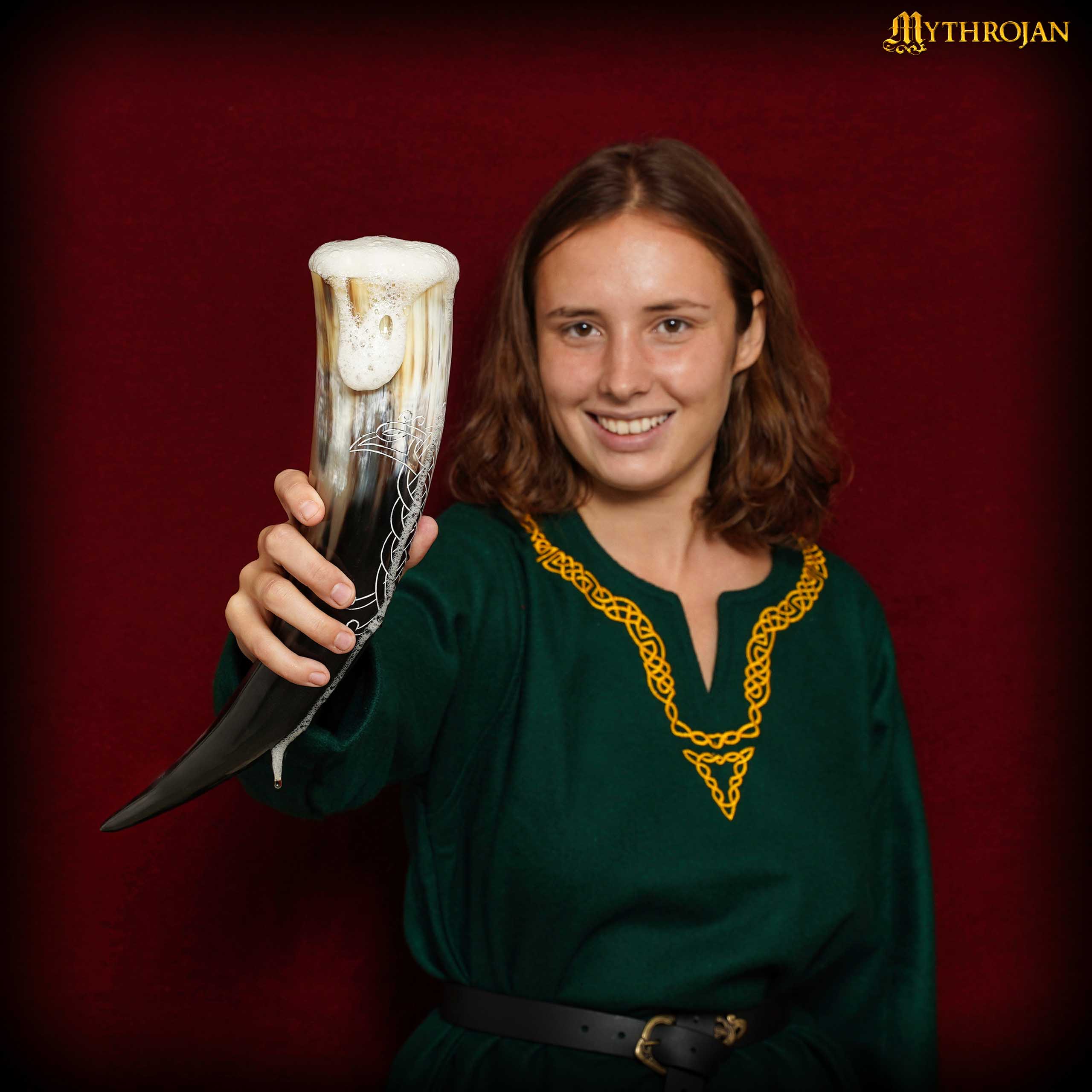 3-DSC09562+ drinking horn