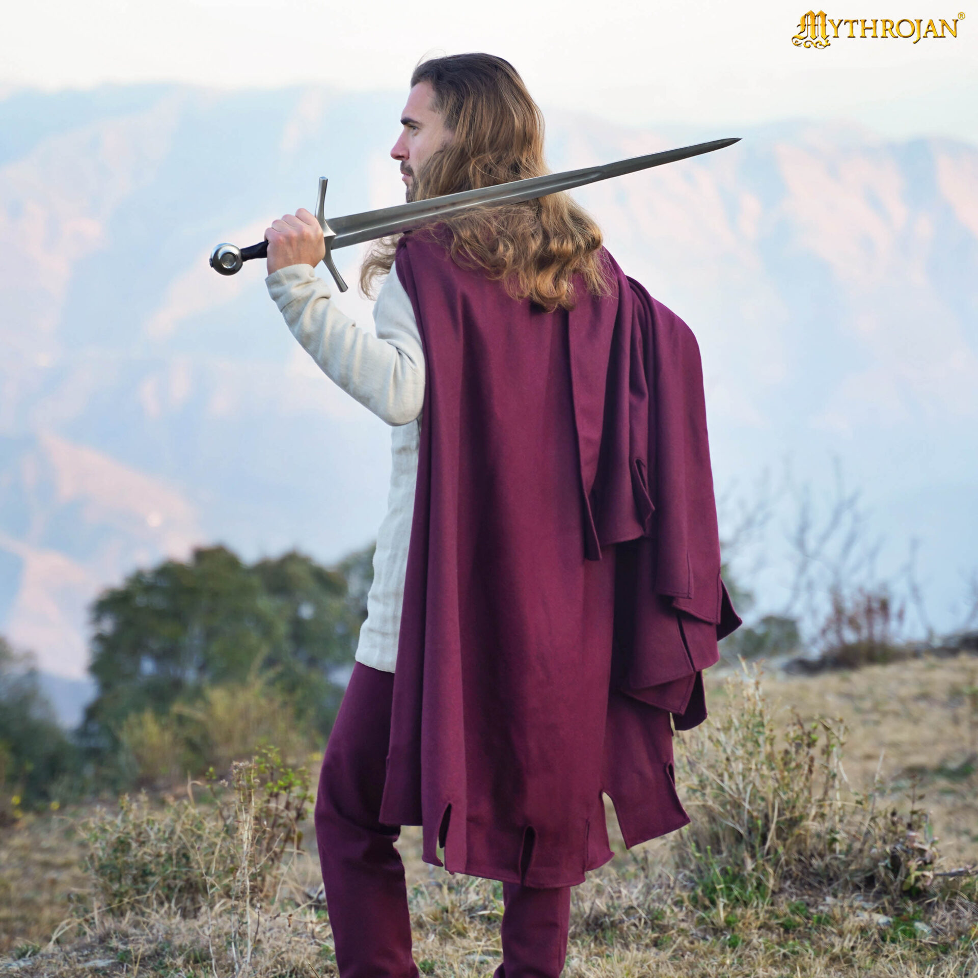 Medieval Cloaks-301122RD 4 Half circle cape