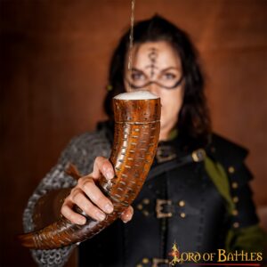 Dotted Drinking Horn