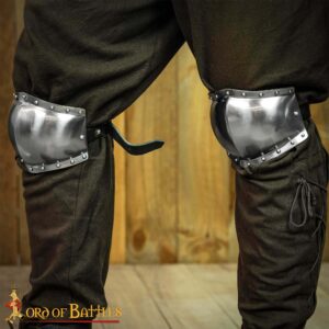 13th – 14th century Knight Poleyns   Suede Lined Knee Cops 16 gauge