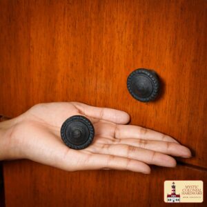 Hand Forged Iron Cabinet Knob Pull Antique Rustic Knobs for Kitchen Cabinet Drawer Pull Handle with Hardware