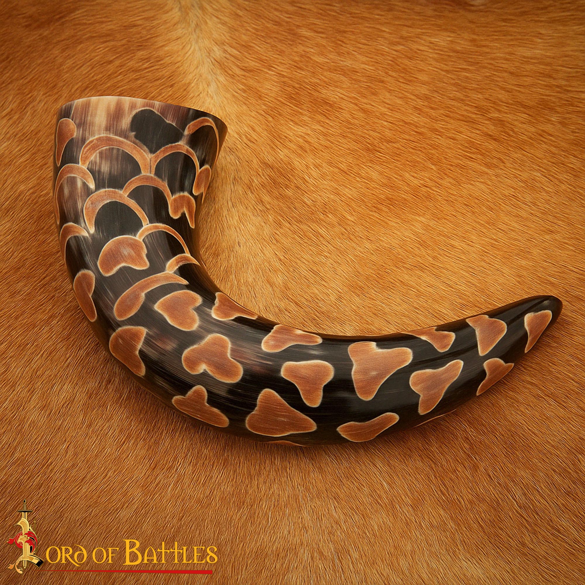 Viking Drinking Horn with Hand-Carved Pattern 4218 1 Viking drinking horn