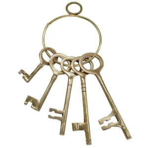 Medieval Brass Dungeon Key Set – 5-Piece Historical Replica for Pirate Décor & Escape Rooms