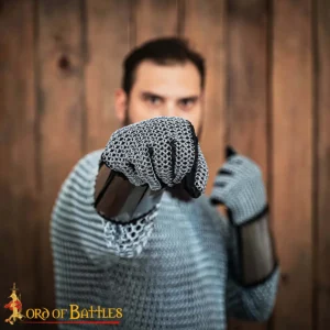 Chainmail Gauntlets with Steel Bracers & Suede Inner Gloves – 6mm – Ideal for LARP, Cosplay & Reenactments